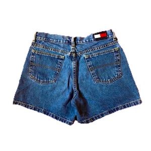 Tommy Hilfiger high waisted shorts✨